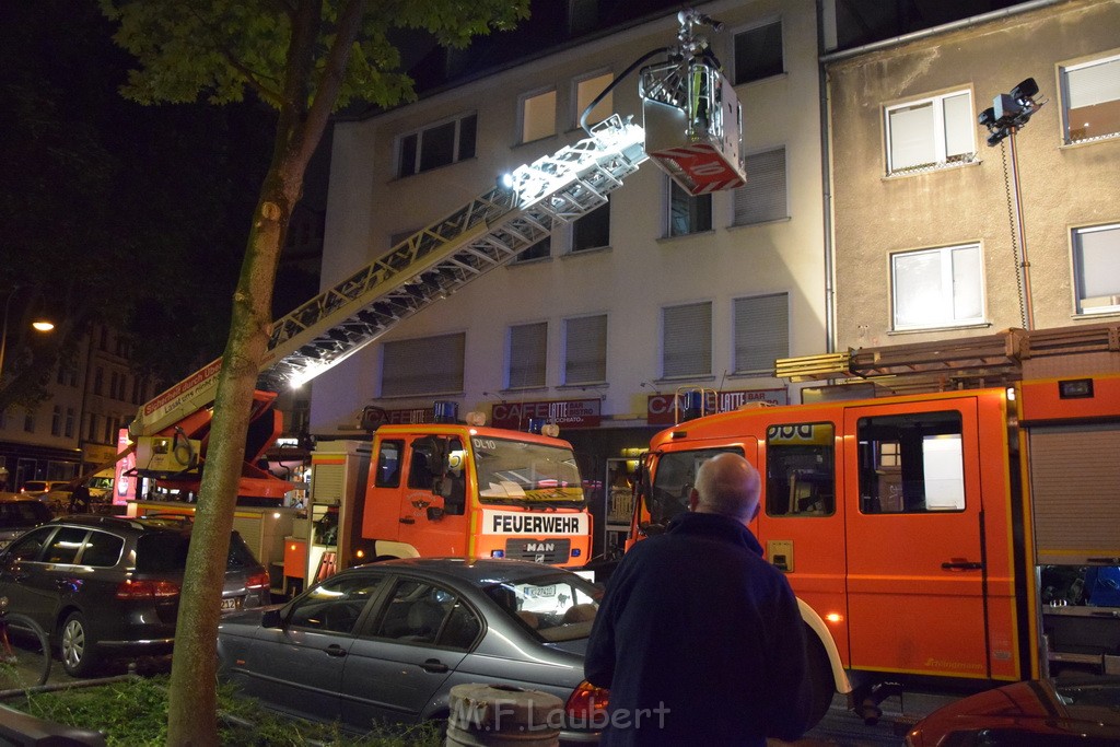 Feuer 2 Y Koeln Neustadt Sued Darmstaedterstr P219.JPG - Miklos Laubert